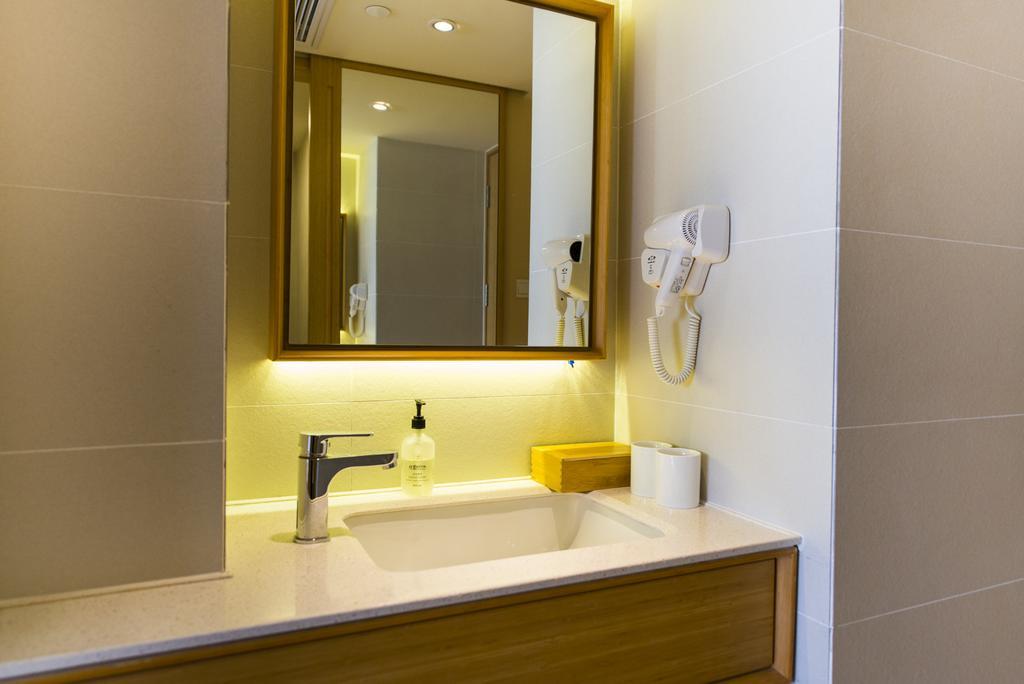 Ji Hotel Shanghai Lujiazui Ngoại thất bức ảnh